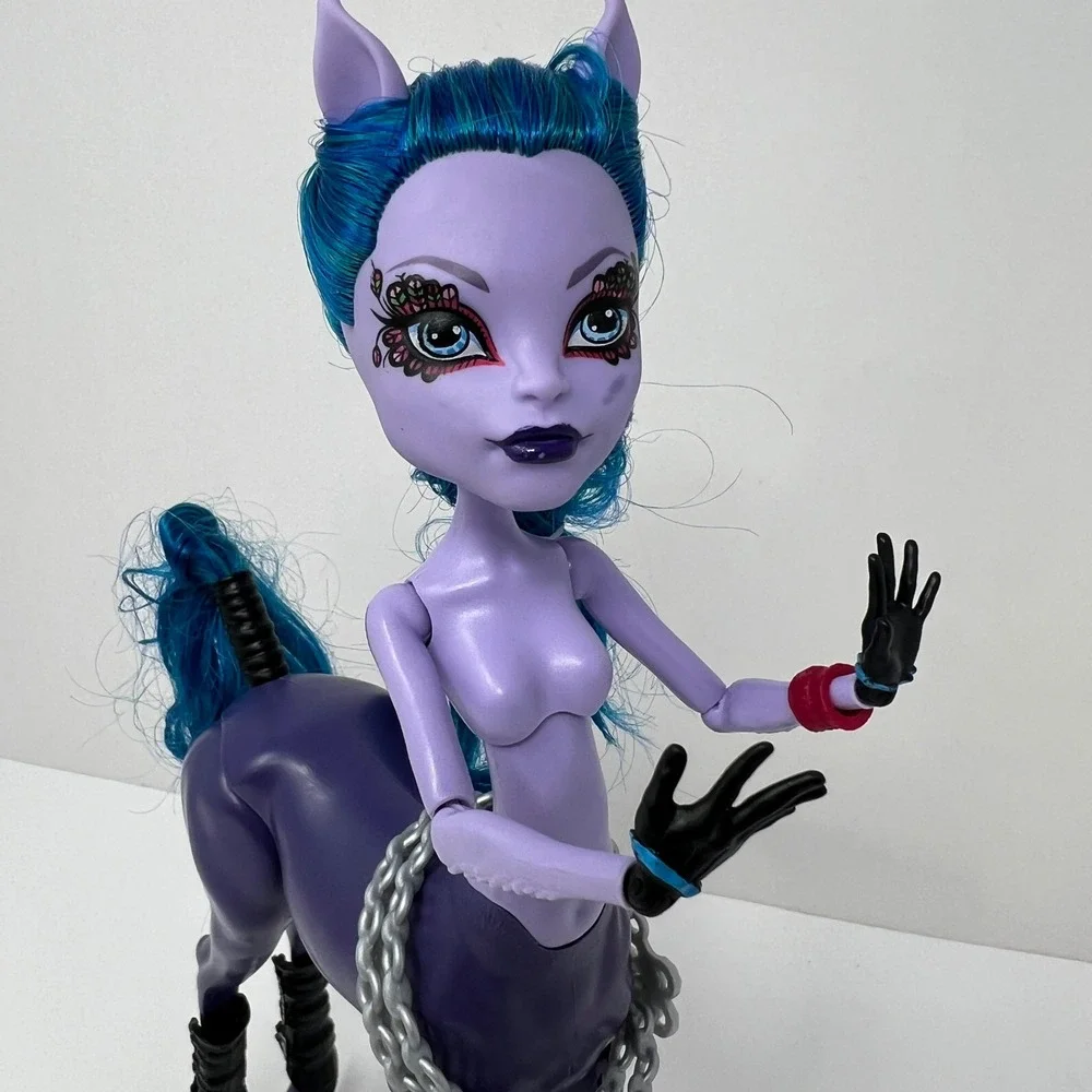 Mattel embrace unique